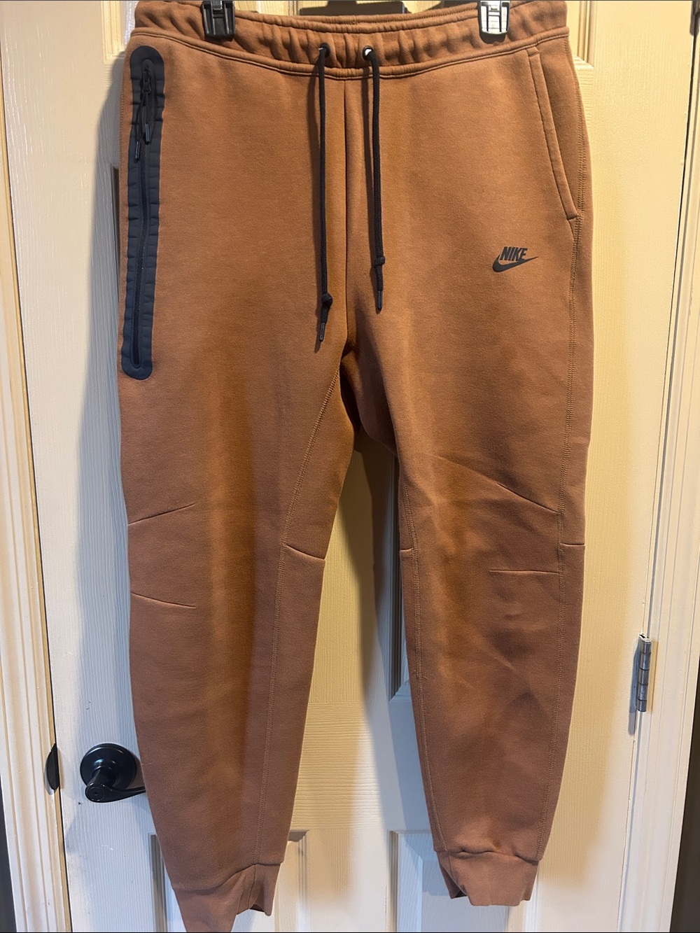 NikeTech Men's Rust Brown Fleece Joggers with Black Accents size L